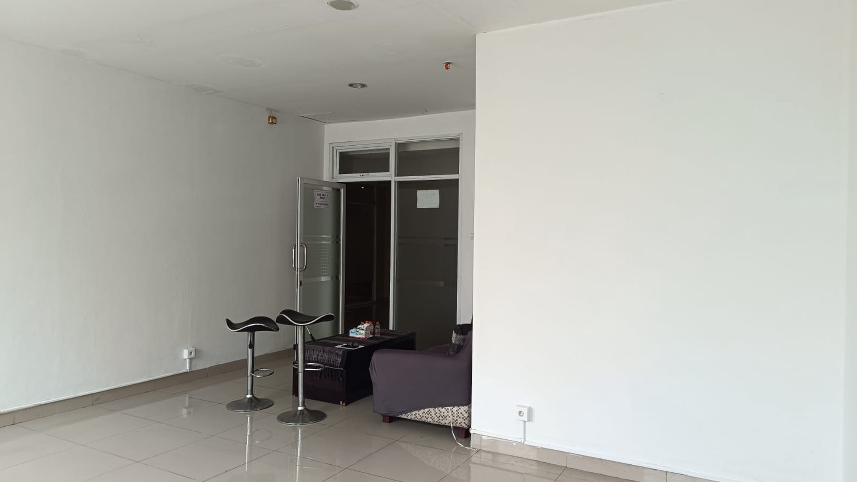 DIJUAL UNIT KOMERSIL APARTEMEN DI CIPUTAT TIMUR, TANGERANG SELATAN