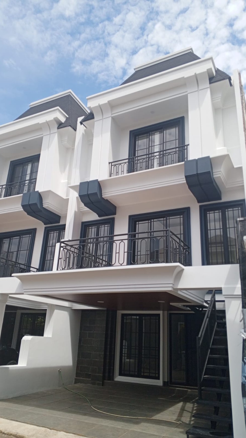 Rumah Bagus Brand New Di Bintaro Hijau Residence Vetaran Jakarta Selatan