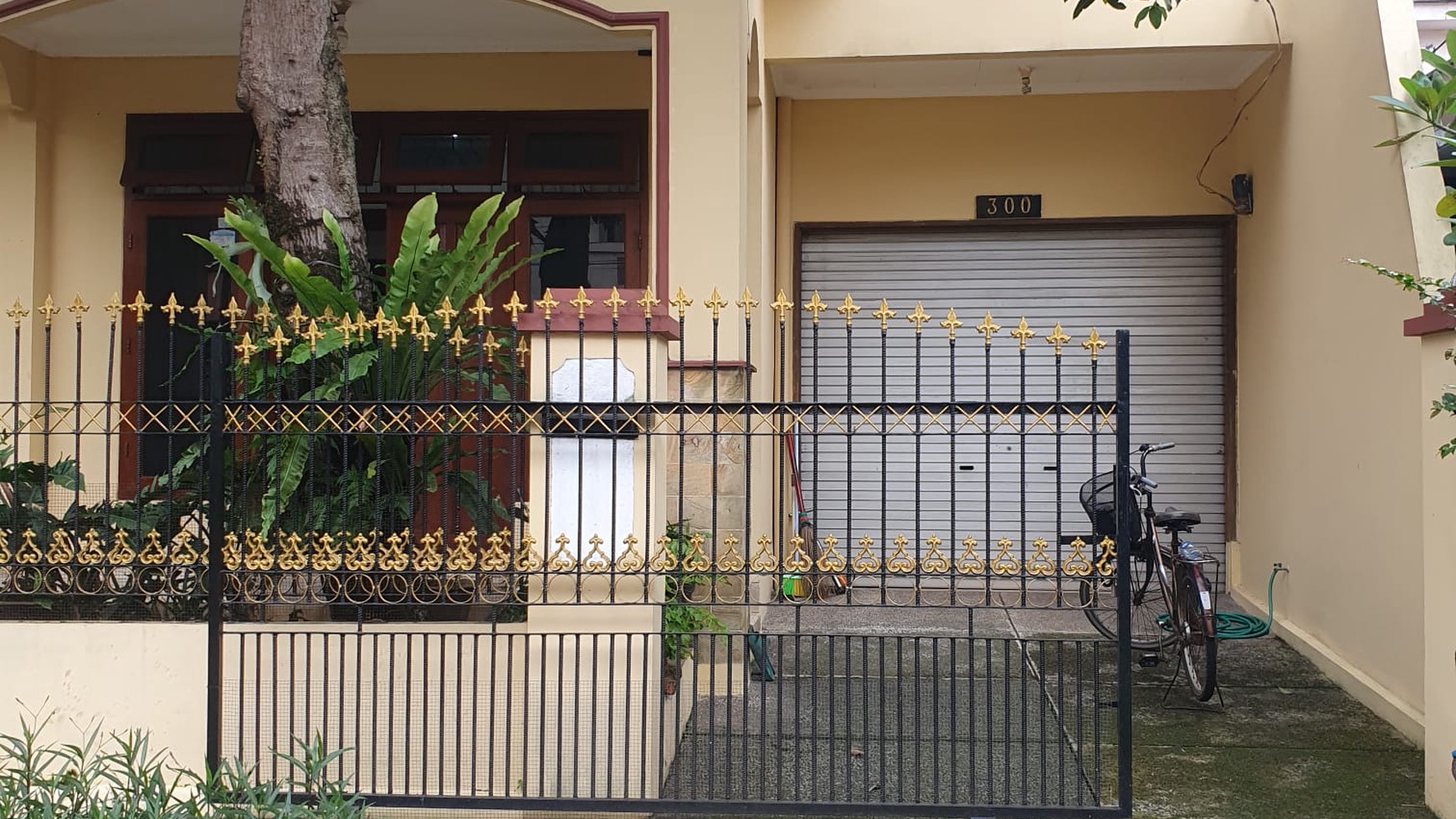 Rumah Bagus Di Jl Magelang Cinere Depok Jawa Barat