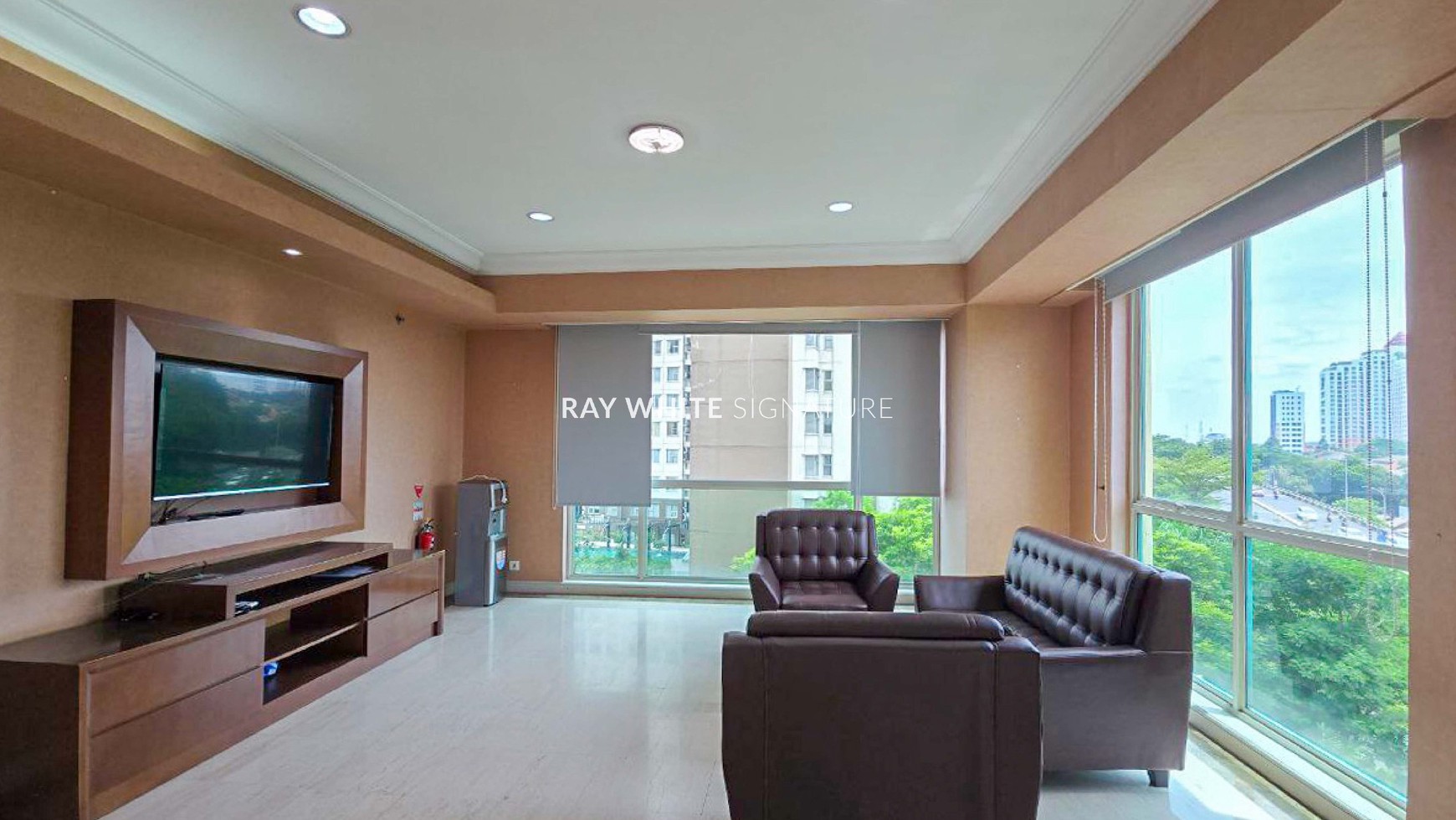 Dijual Apartemen Cassablanca  Dekat Mall Kokas  3 BR  Jakarta Selatan 