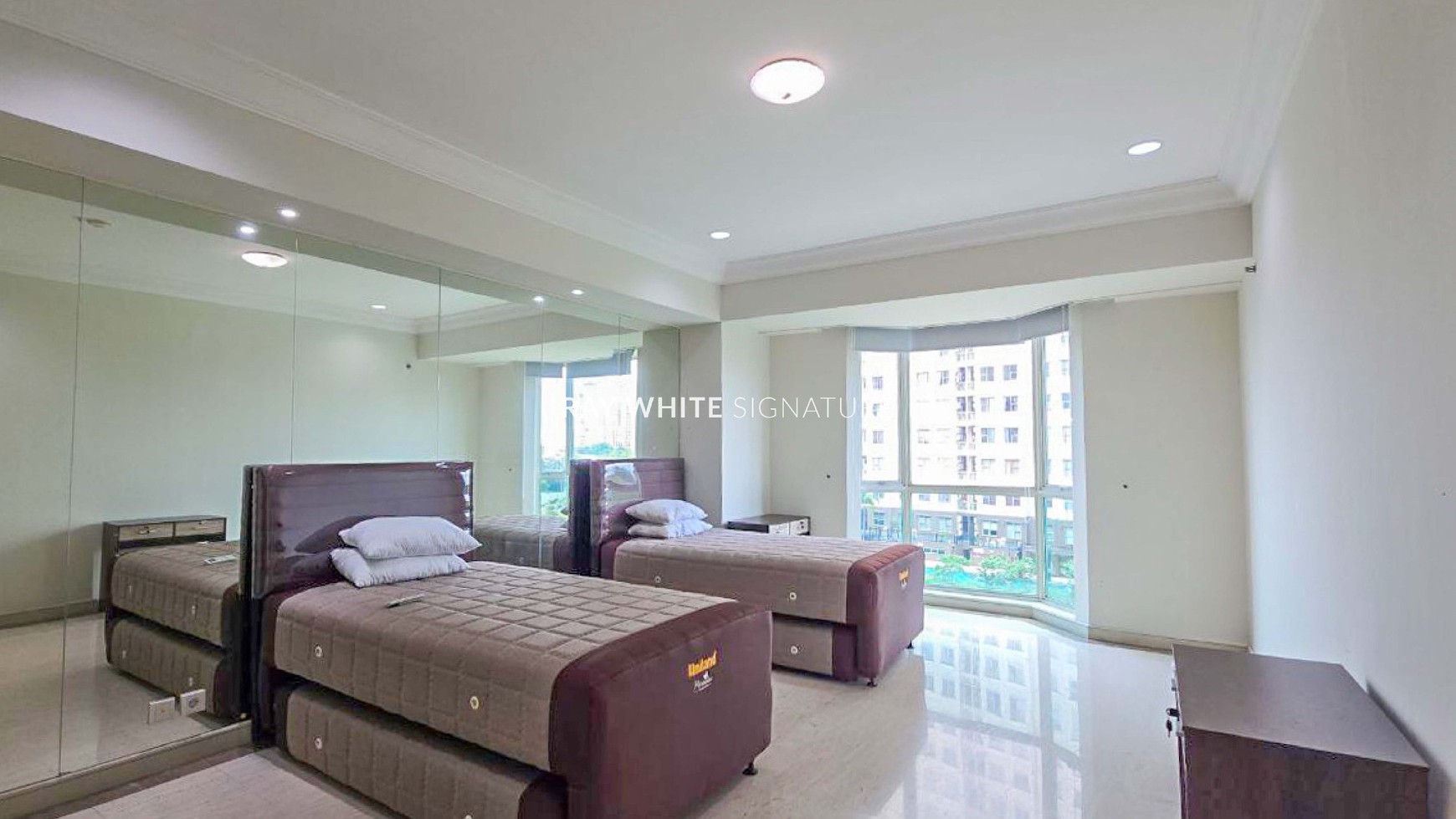 Dijual Apartemen Cassablanca  Dekat Mall Kokas  3 BR  Jakarta Selatan 