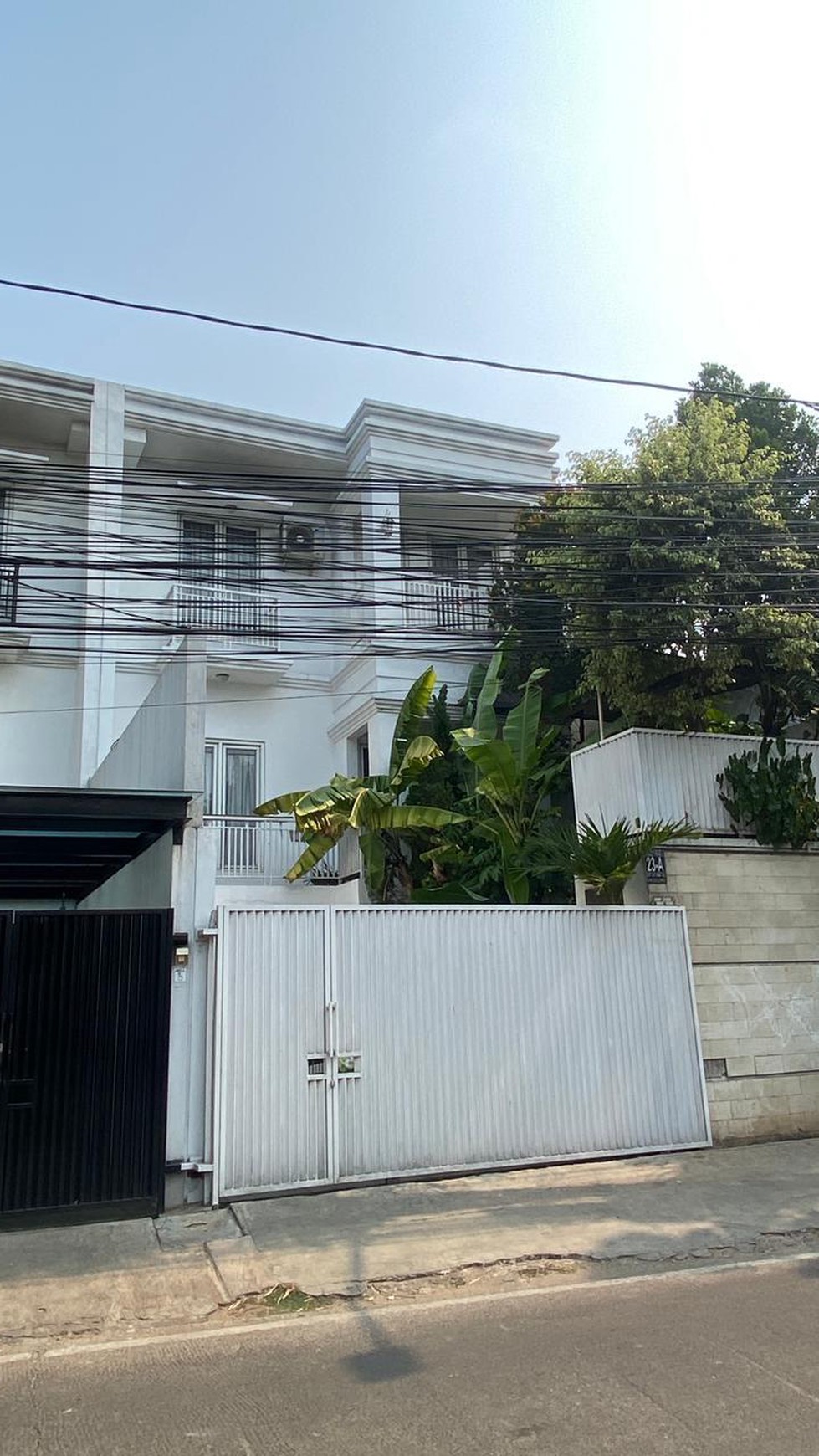 Dijual Rumah Mewah Megah 2 Lantai di Lebak Bulus