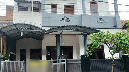 Rumah Minimalis 2 Lantai di Sayap Buah Batu Bandung