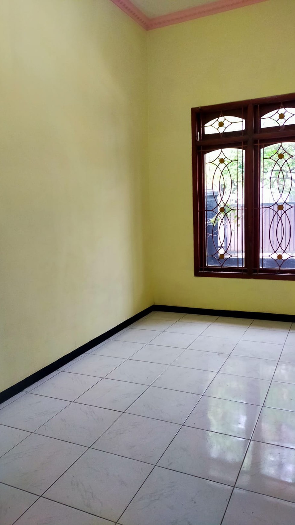 Rumah Minimalis 2 Lantai di Sayap Buah Batu Bandung