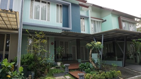 Rumah Siap Huni dengan Hunian Nyaman dan Asri di Bintaro .