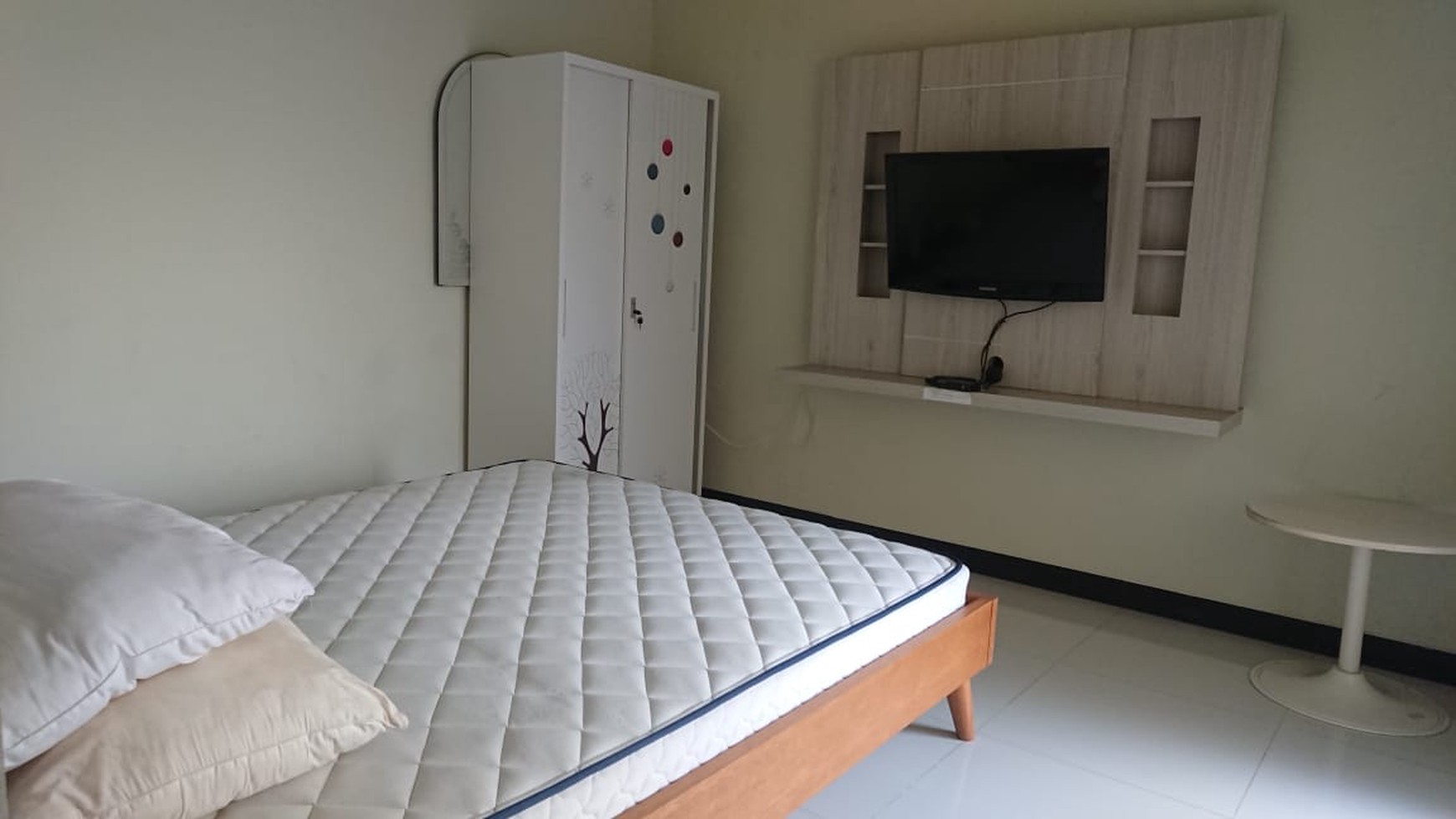 Rumah Mewah 5 Kamar Disewakan Dengan Furniture Di Dekat JEC Banguntapan, Bantul