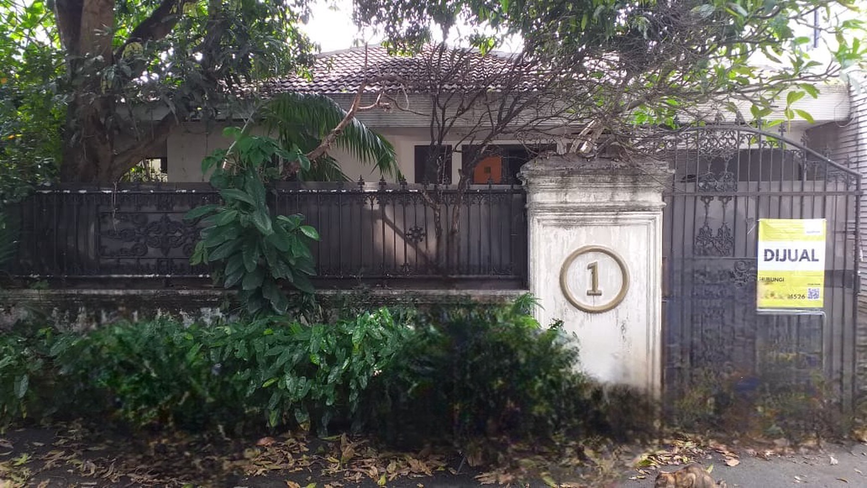 Rumah Hitung Tanah Area Cipete