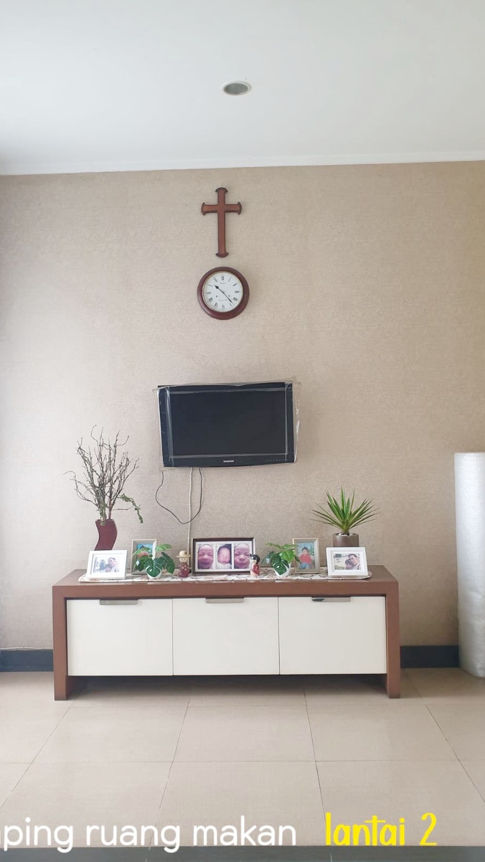 Rumah Hitung Tanah Area Cipete