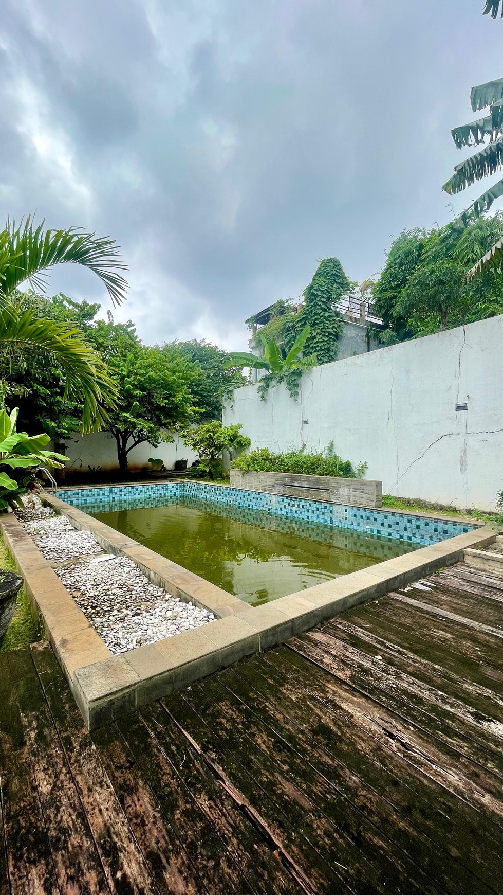 Rumah Hitung Tanah Area Cipete