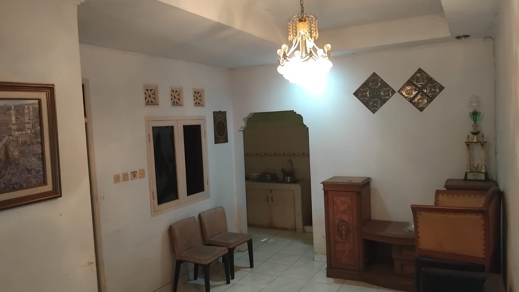 Rumah Hitung Tanah Area Cipete