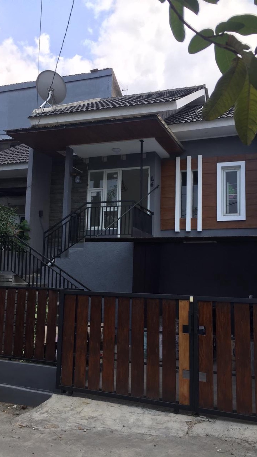 Rumah Pemandangan Kota Bandung