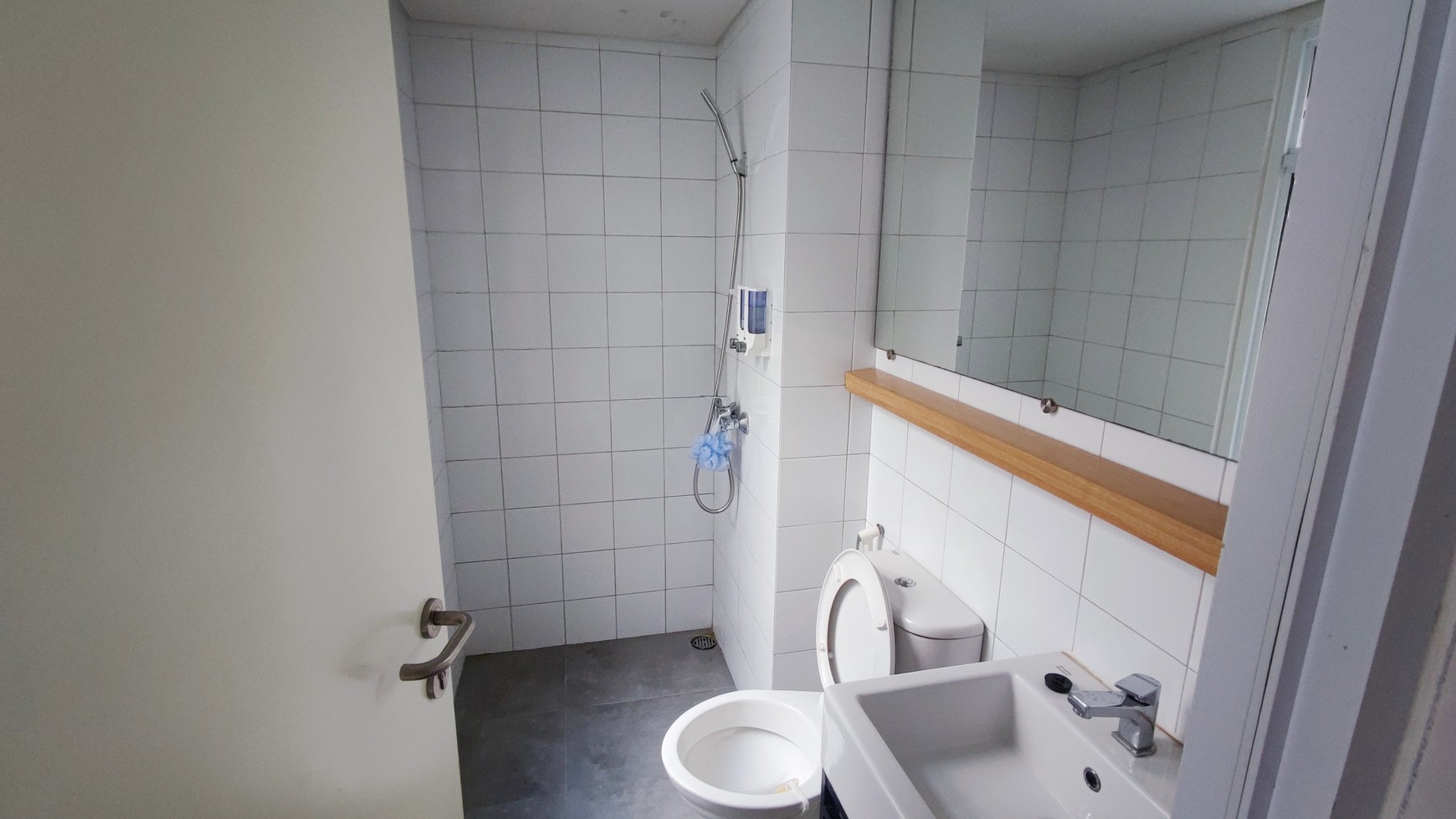 Rent. Rumah modern menarik cluster Fleekhauz, BSD