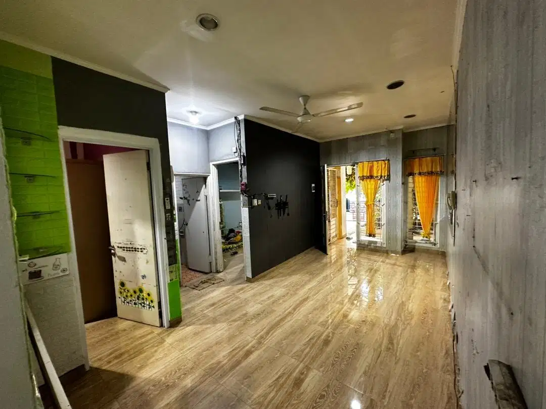 Murah. Rumah hitung tanah di Serpong Park, dekat BSD..