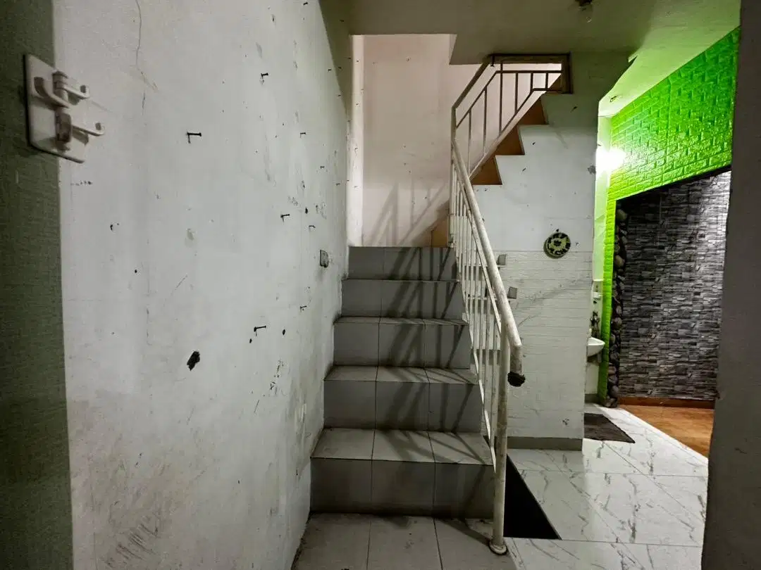 Murah. Rumah hitung tanah di Serpong Park, dekat BSD..