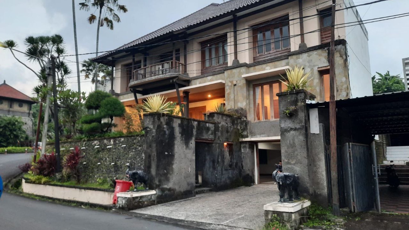 Lelang Rumah Lembah Pujian, Denpasar, Bali