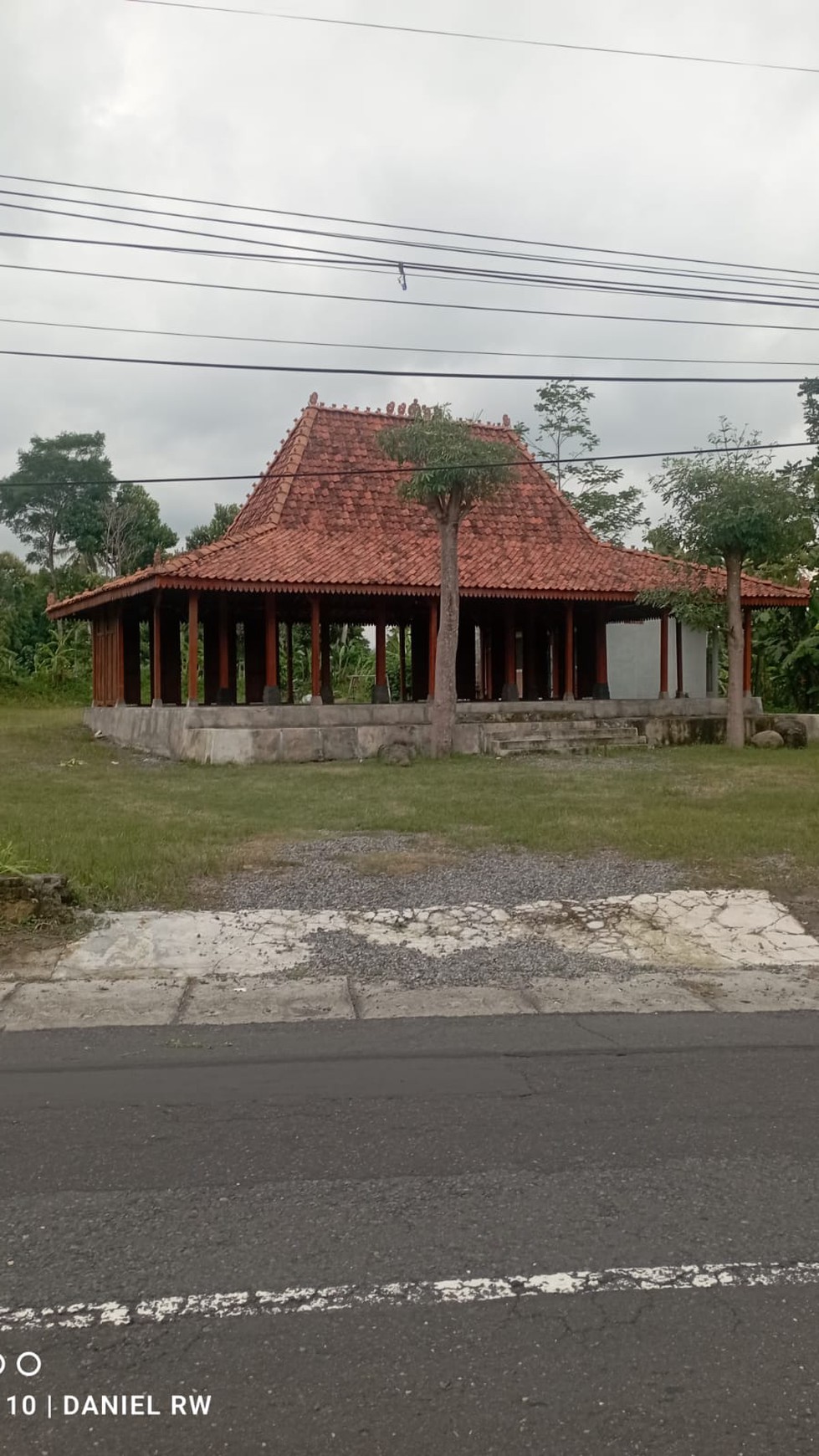 Tanah Pekarangan Luas 2600 Meter Persegi Lokasi Jalan Raya Selomartani, Kalasan