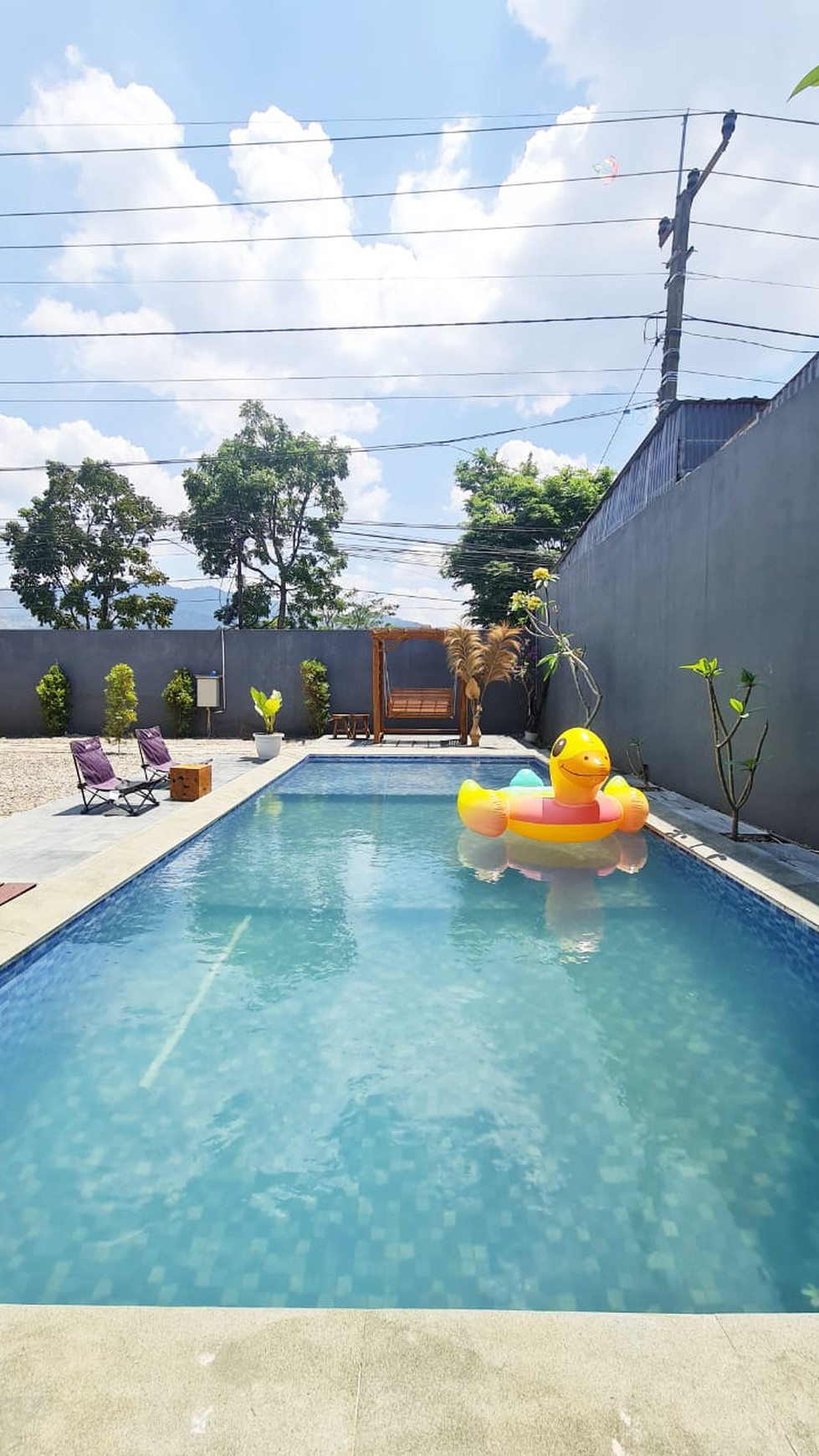 Villa Bagus di Bandung Selatan Cocok untuk Liburan Keluarga