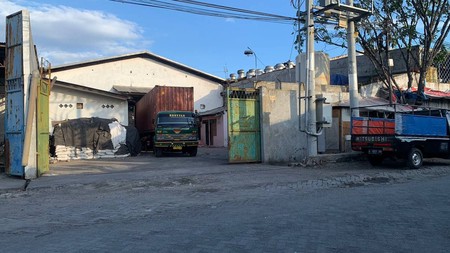 Lelang Gudang Margomulyo Permai, Surabaya