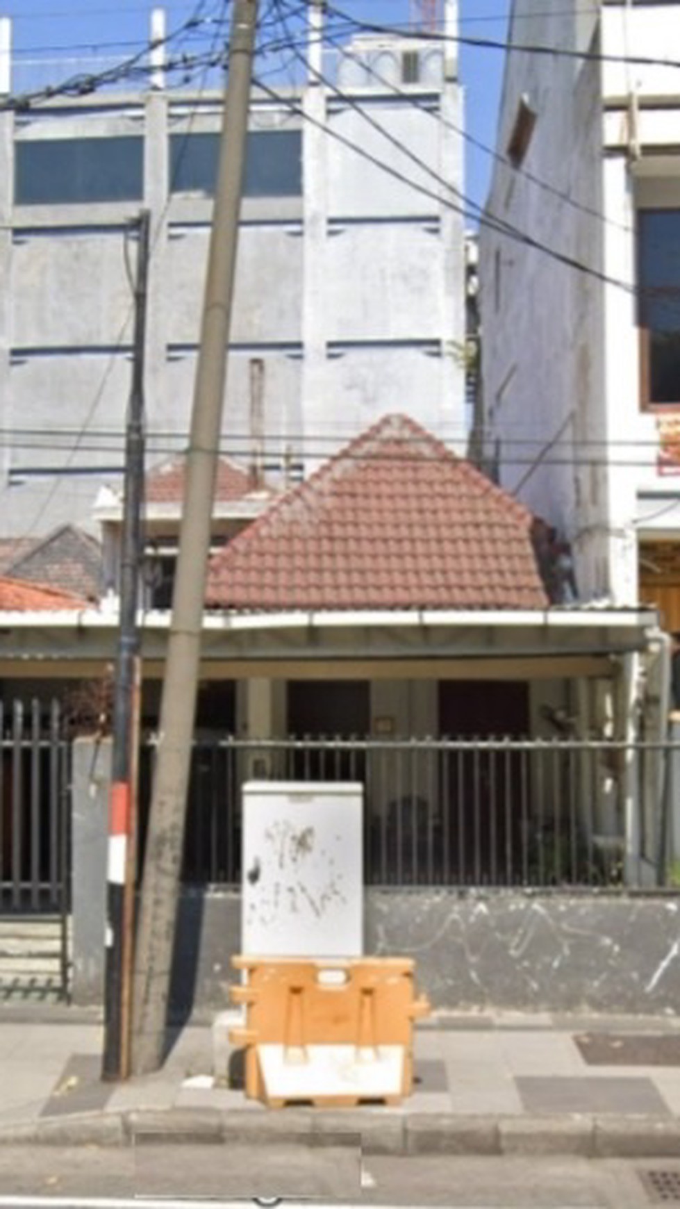 Rumah Disewa Jalan Diponegoro Tegalsari Surabaya