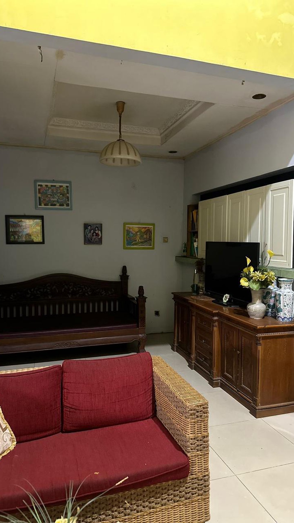 Rumah Bagus Semi Furnished di Arcamanik Bandung