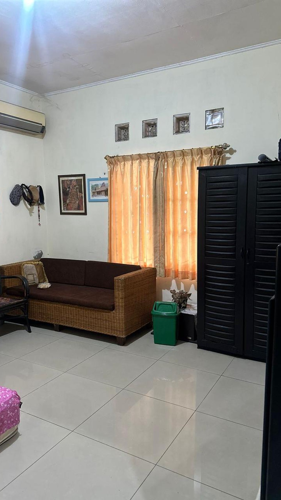 Rumah Bagus Semi Furnished di Arcamanik Bandung