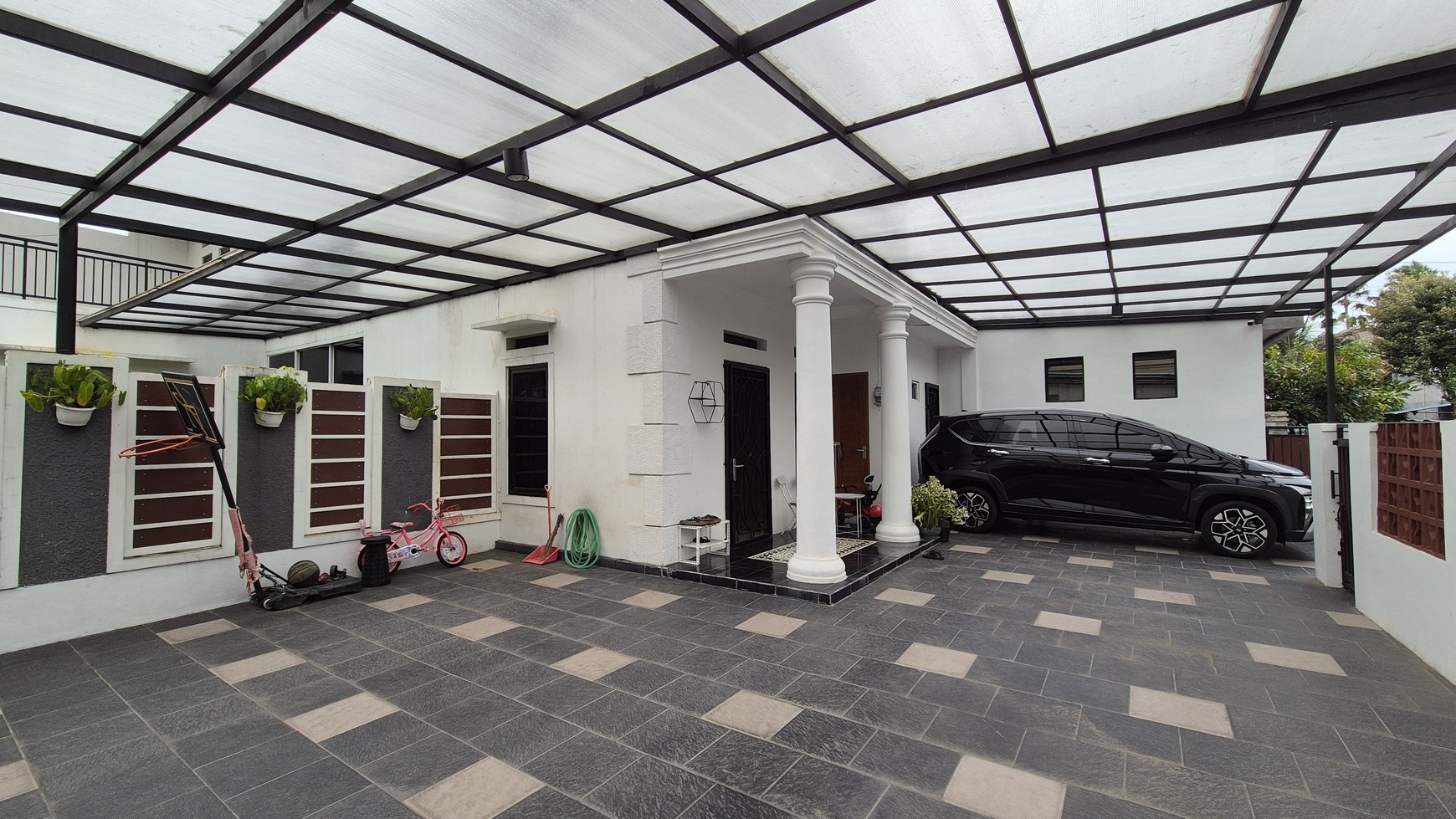 Rumah bagus, Fully furnished bebas banjir, lokasi strategis di Pamulang