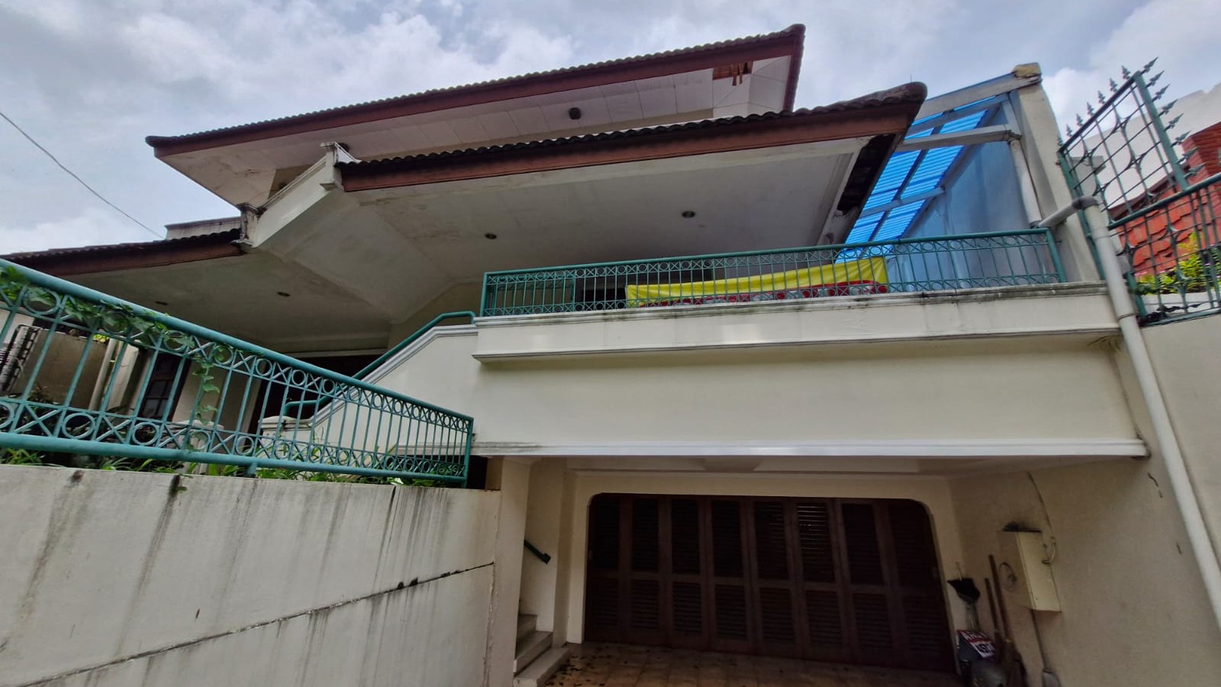 RUMAH DIJUAL DI PONDOK INDAH, Strategis, MURAH