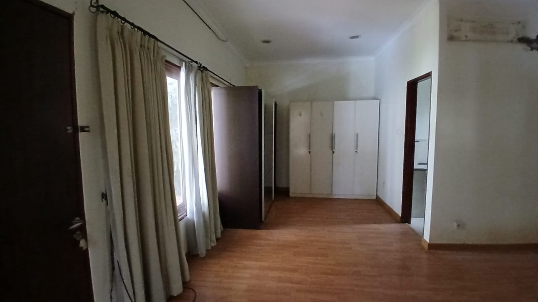 RUMAH DIJUAL PONDOK INDAH, MURAH DAN STRATEGIS