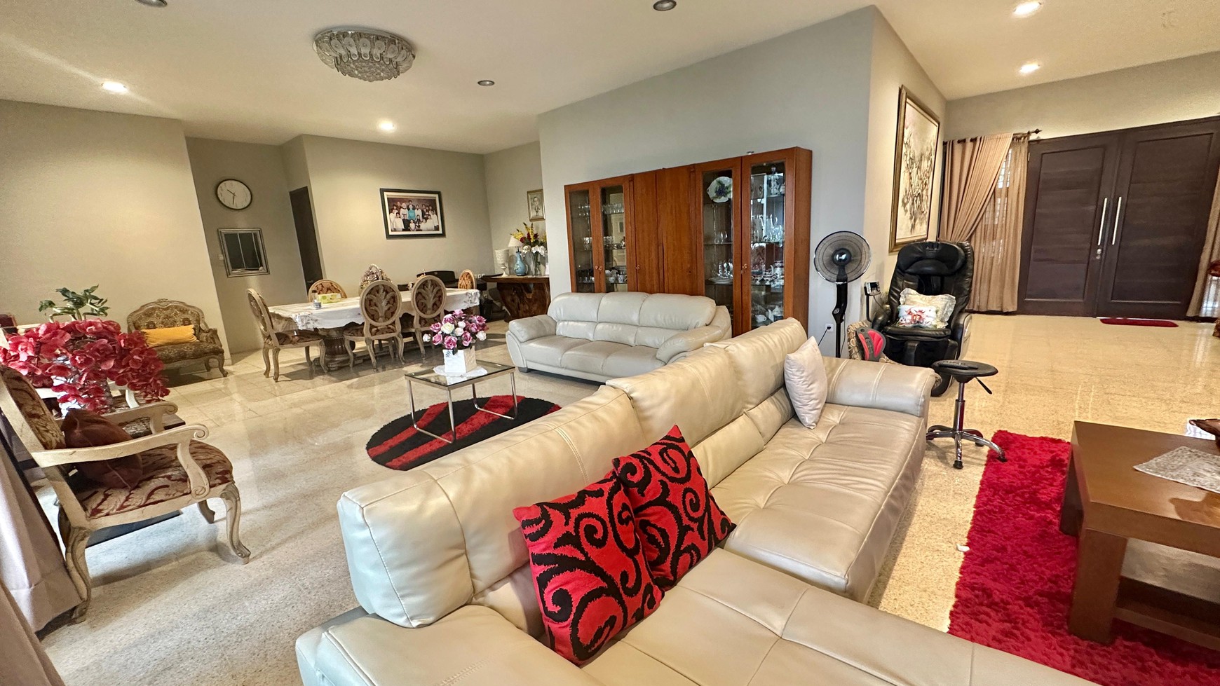 Rumah Hitung Tanah Area Cipete