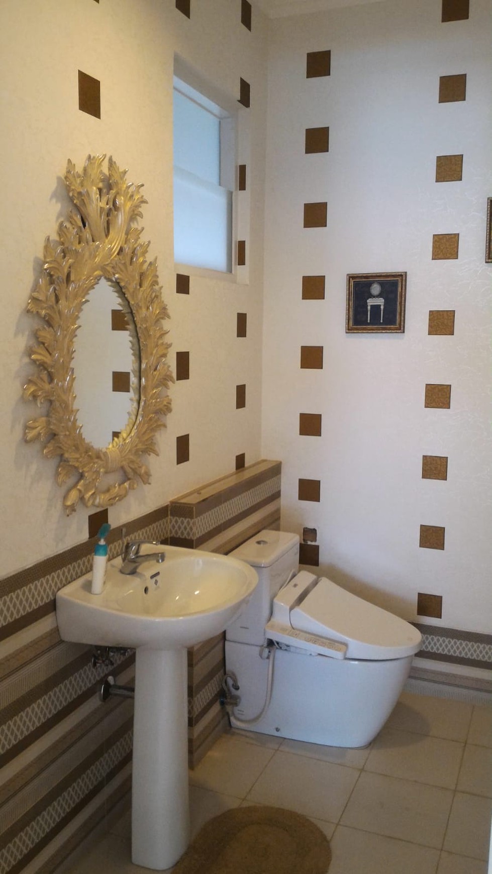 Rumah Hitung Tanah Area Cipete