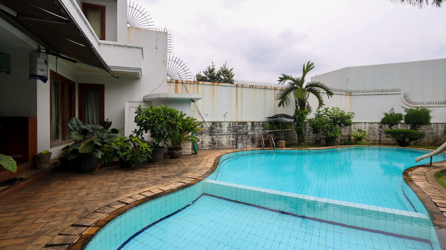 Rumah Hitung Tanah Area Cipete