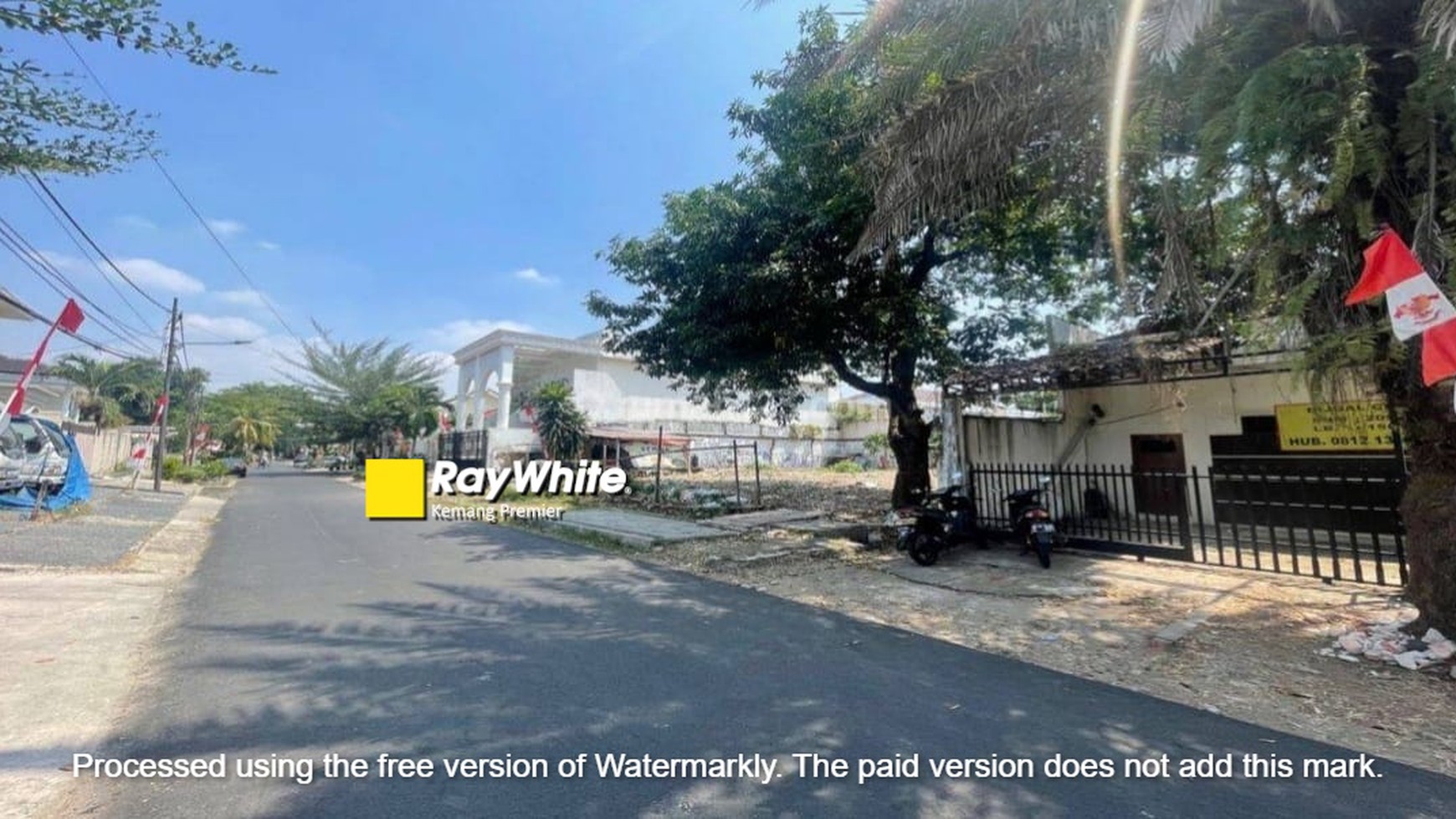 Rumah Cocok Untuk Hunian & Asri Jalan Cempaka Putih