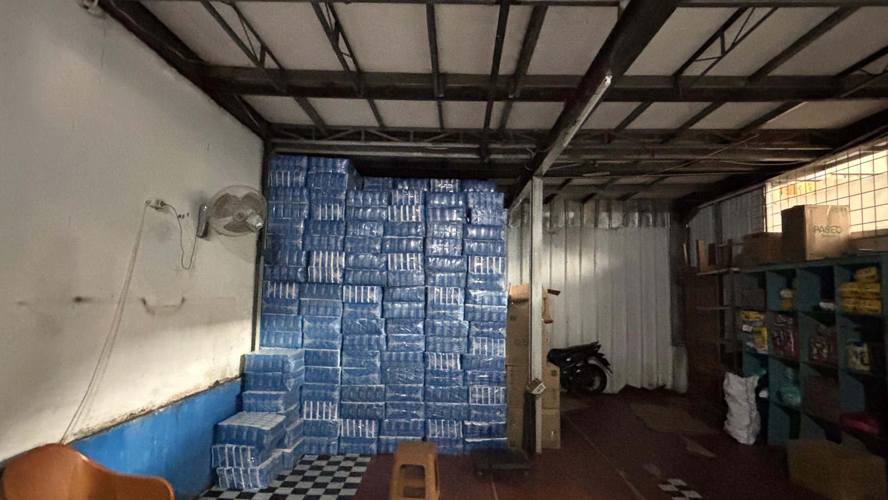 Tempat Usaha,Warehouse, Ruko Strategis di Jl. Raya Hankam