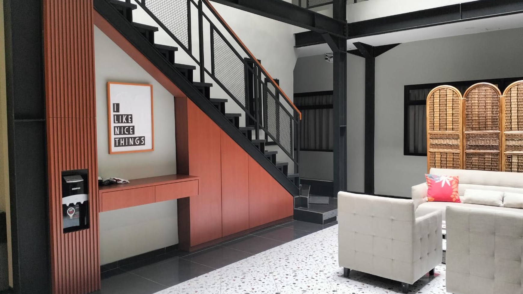 34 Kamar Exclusive Kost Kost an Brand New di Menteng Royal Suite Cikarang