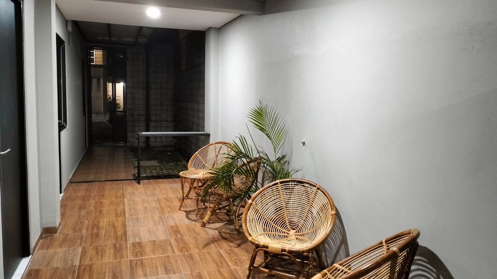 34 Kamar Exclusive Kost Kost an Brand New di Menteng Royal Suite Cikarang