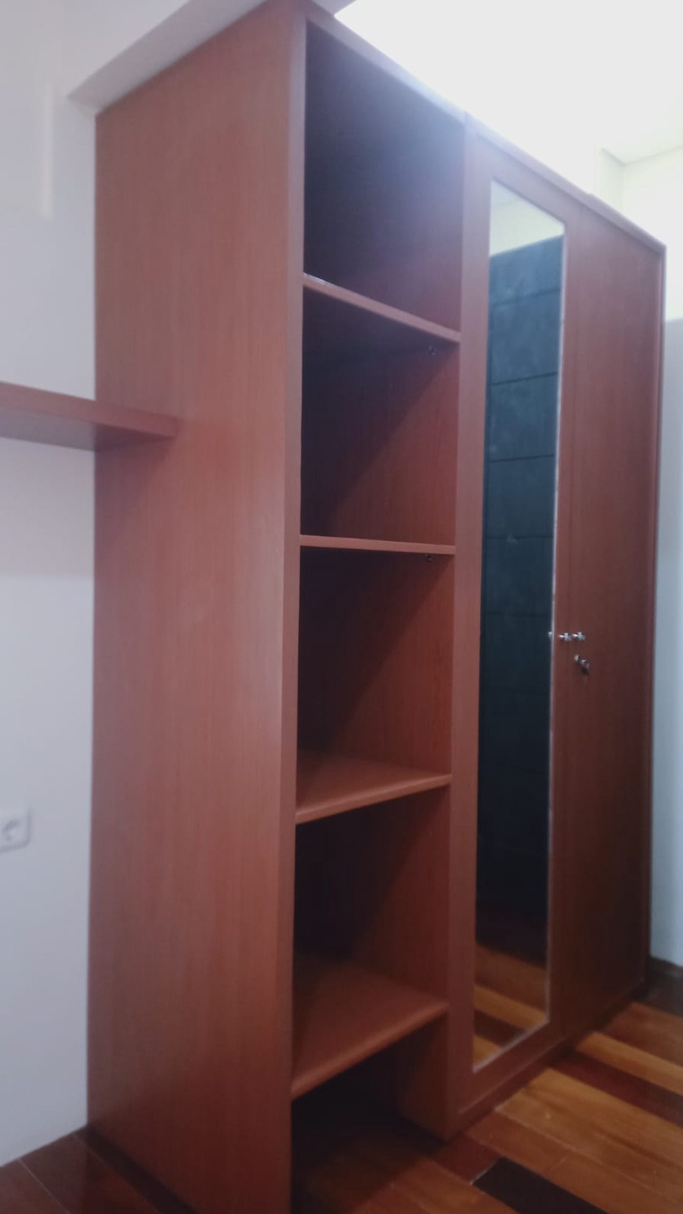 34 Kamar Exclusive Kost Kost an Brand New di Menteng Royal Suite Cikarang