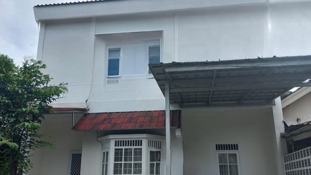 Rumah Semi Furnished  Sektor 5 Perkici Bintaro Tangerang Selatan