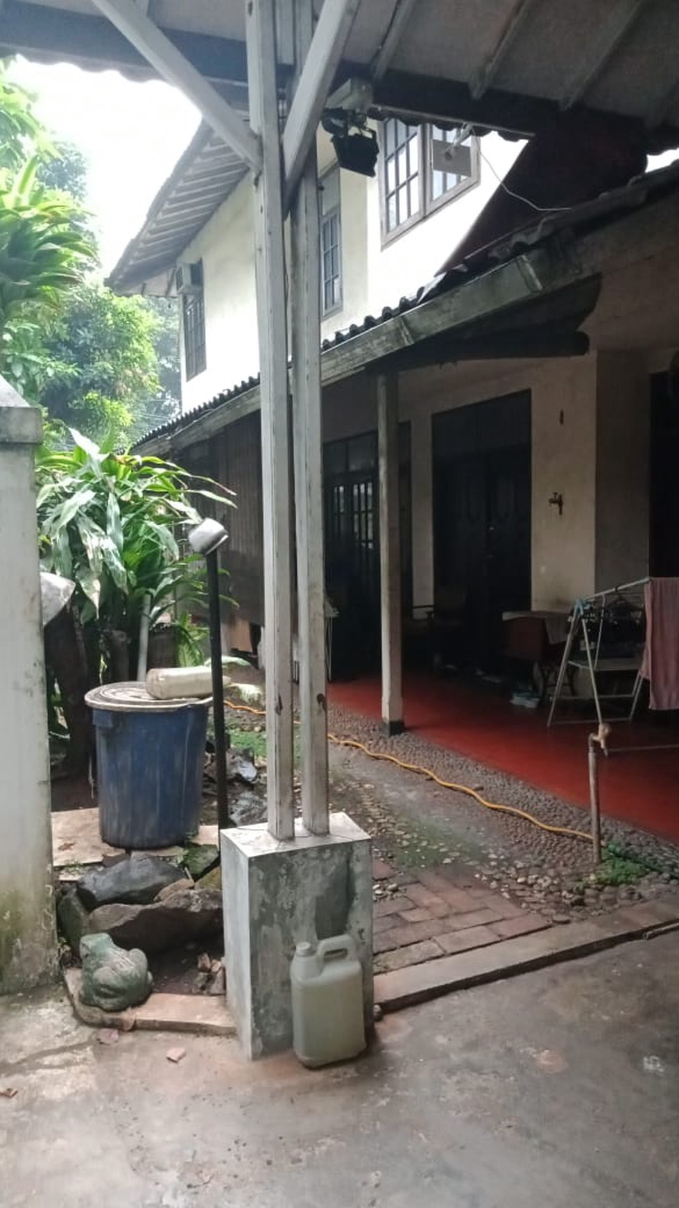 Rumah lokasi strategis, bebas banjir di Bintaro