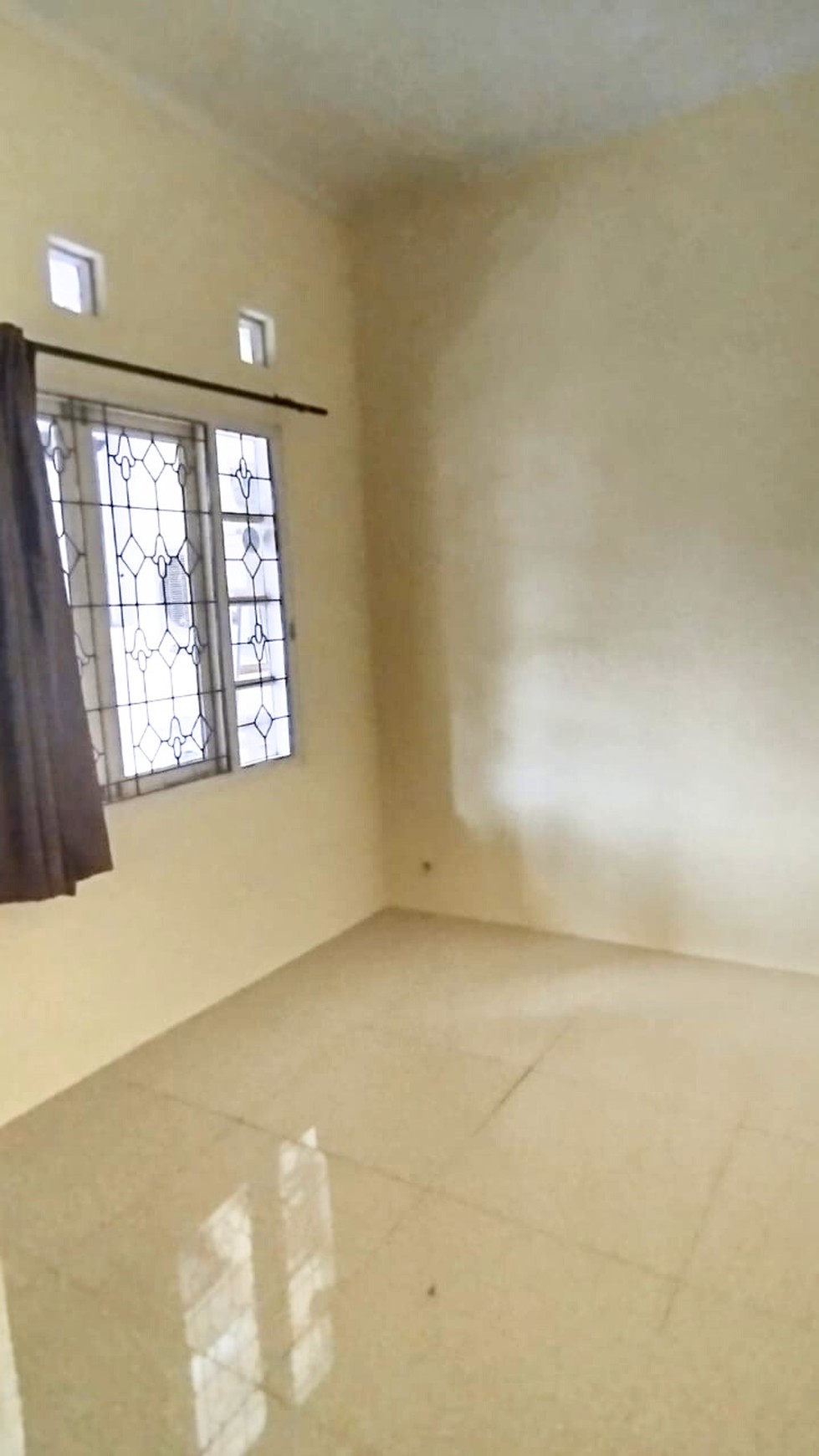 Rumah Bagus di Graha Raya Bintaro