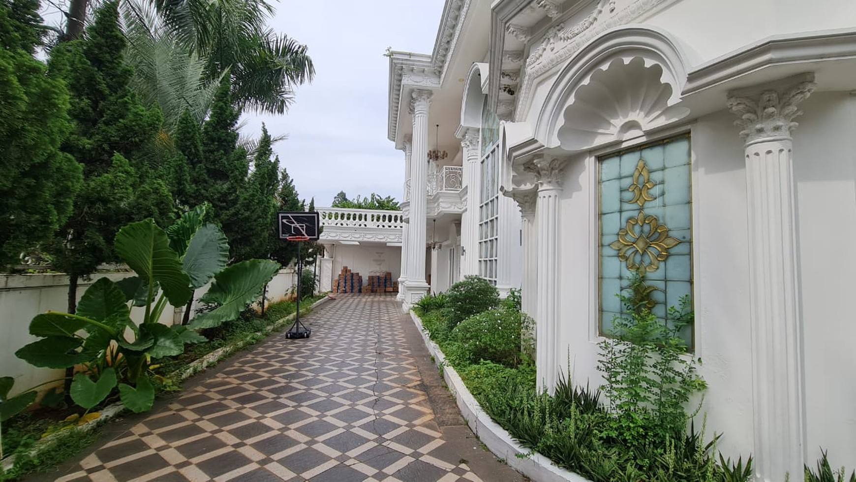 Rumah Mewah Di Pondok Kelapa Duren Sawit