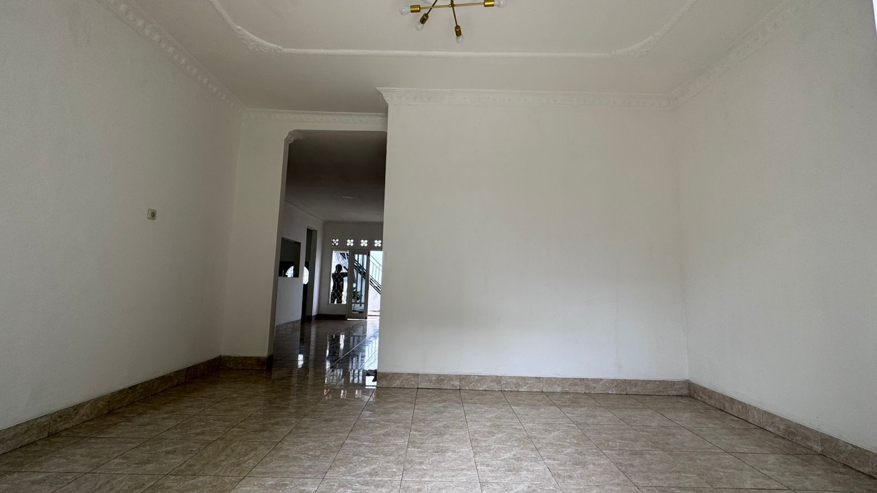 Rumah Hitung Tanah Area Cipete