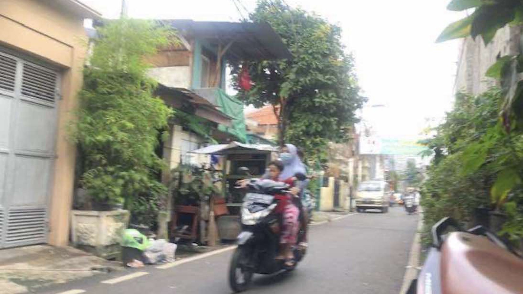 Rumah Hitung Tanah Area Cipete