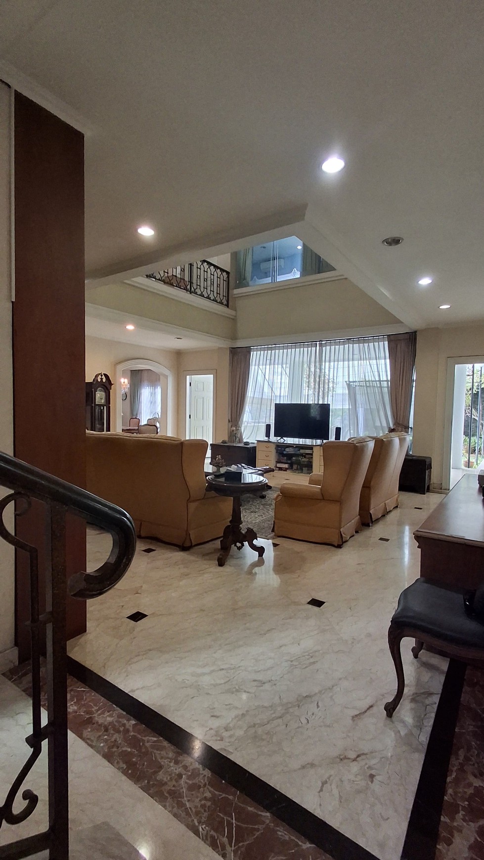 Rumah Hitung Tanah Area Cipete