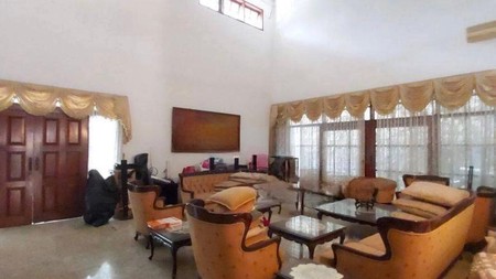 Dijual Rumah Lokasi Strategis Di Menteng Lingkungan Aman Dan Nyaman Untuk Hunian Maupun Investasi.