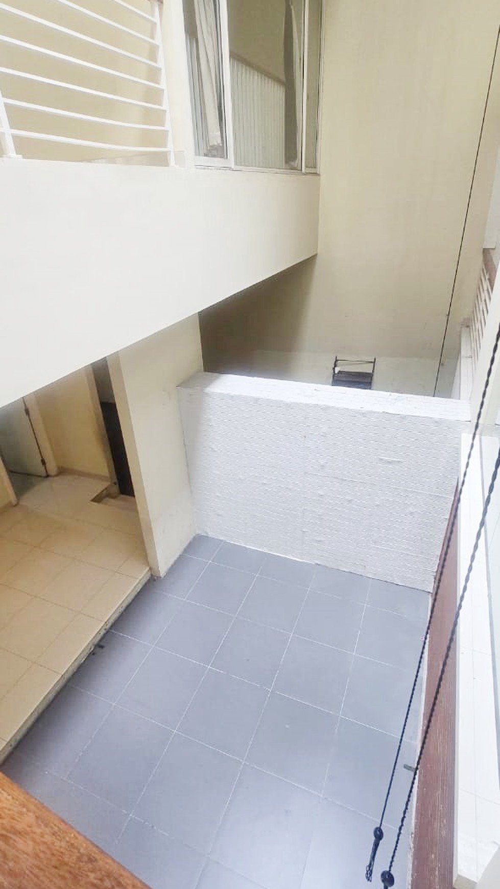 Rumah Bagus,dalam ruangan rapih di Bintaro Jaya Tanggerang selatan