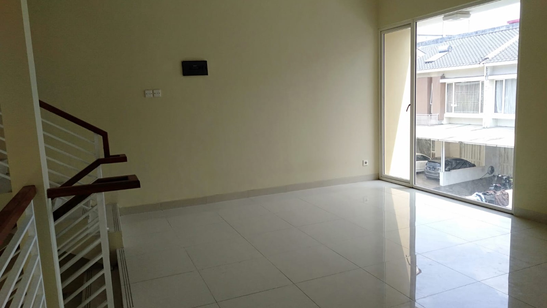 Rumah Bagus,dalam ruangan rapih di Bintaro Jaya Tanggerang selatan