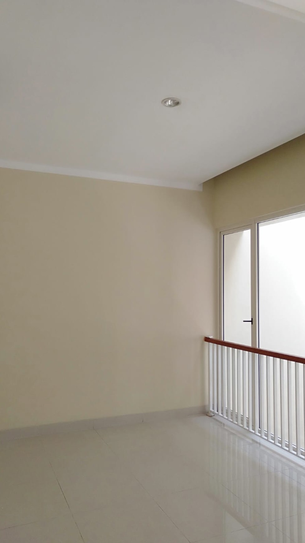 Rumah Bagus,dalam ruangan rapih di Bintaro Jaya Tanggerang selatan