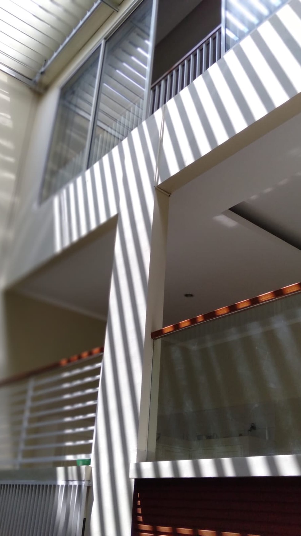 Rumah Bagus,dalam ruangan rapih di Bintaro Jaya Tanggerang selatan