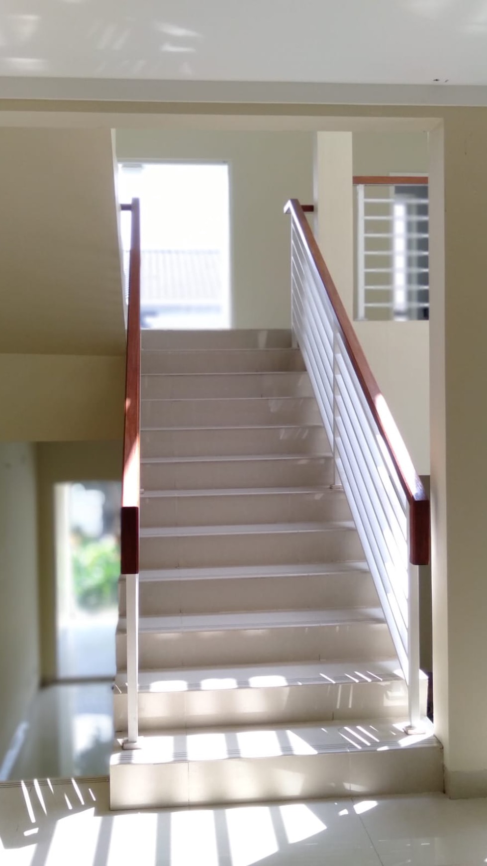 Rumah Bagus,dalam ruangan rapih di Bintaro Jaya Tanggerang selatan