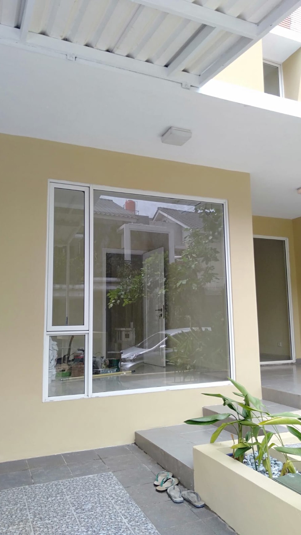 Rumah Bagus,dalam ruangan rapih di Bintaro Jaya Tanggerang selatan